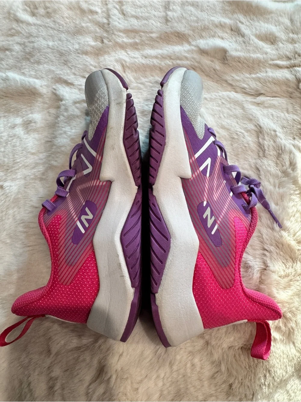 New Balance Girl’s Size 3 Purple & Pink Athletic Running Sneakers